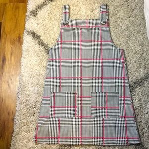 White and black dress-Girl